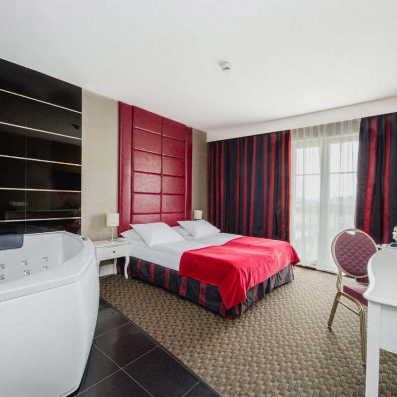 hotel-lamberton-wesele-slub-pokoje-warszawa-oltarzew-nocleg-biznes-konferencje-DOC_5079